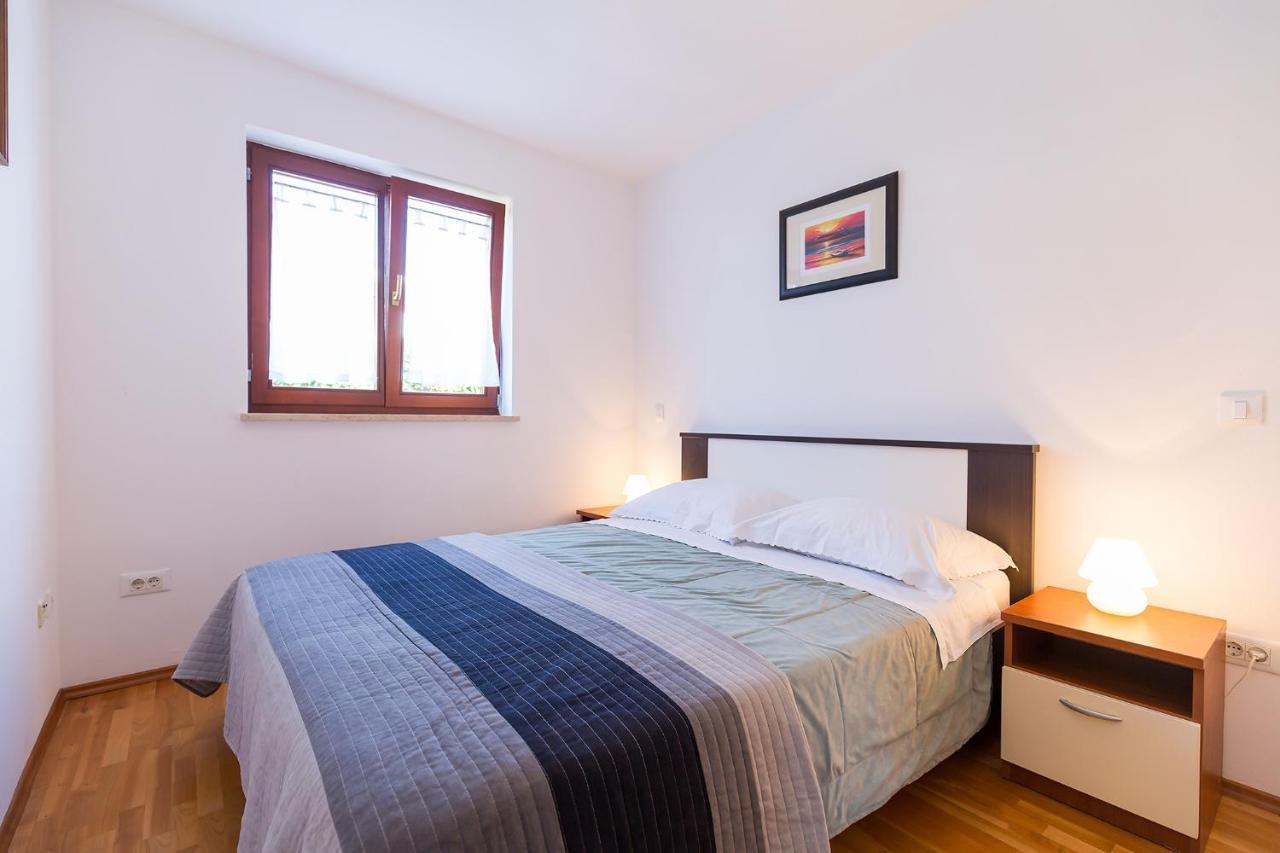 Apartments With A Swimming Pool Novigrad - 7078 Ngoại thất bức ảnh